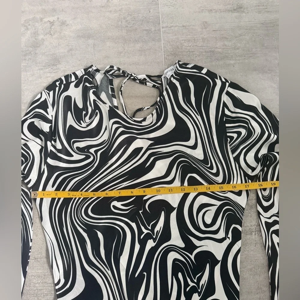 Bershka Black White Swirl Print Long Sleeve Midi Dress With Slits Size XX - Picture 11 of 13